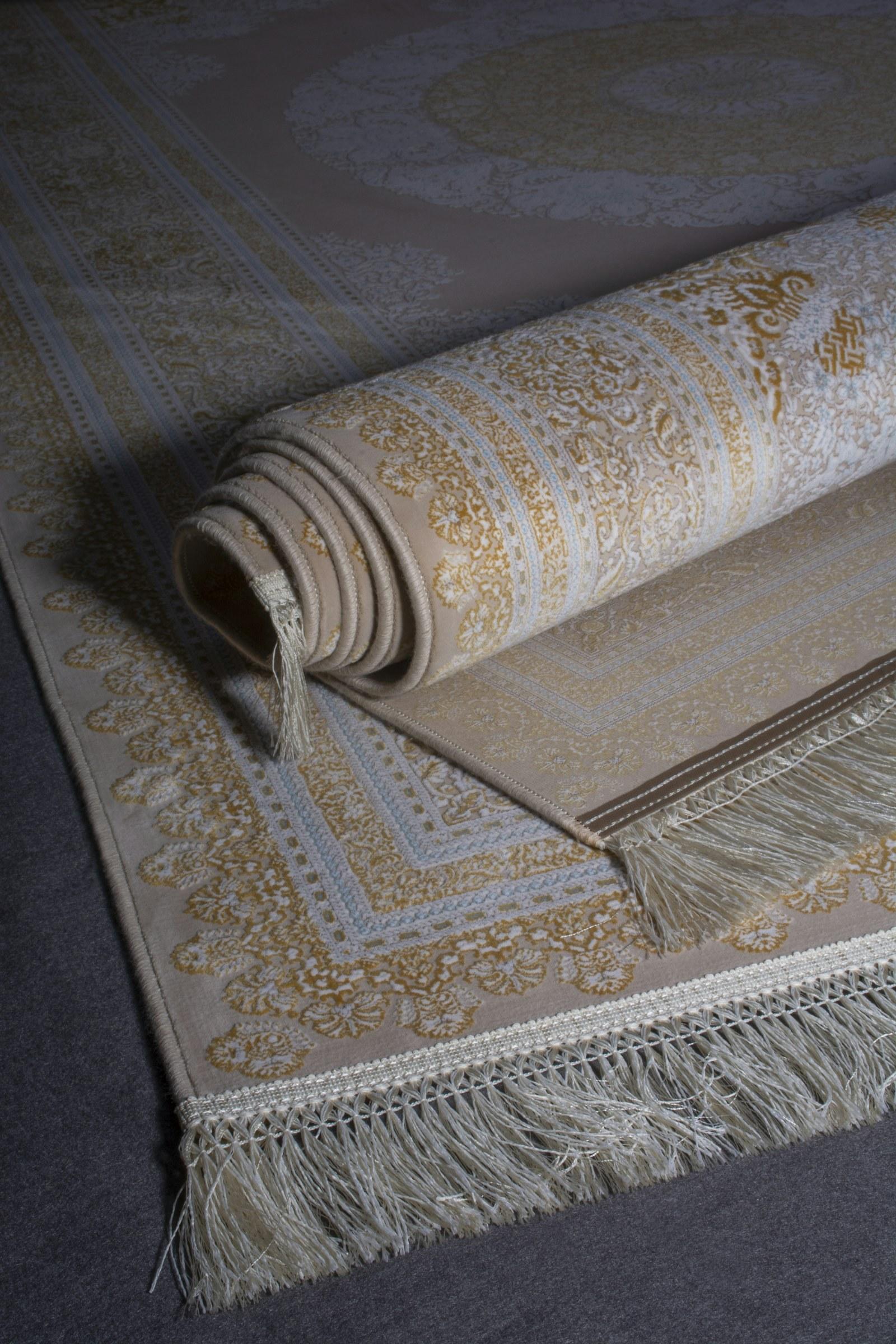Rolled Wool Rug